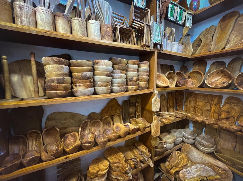 Продажа изделий из натурального оливкового дерева