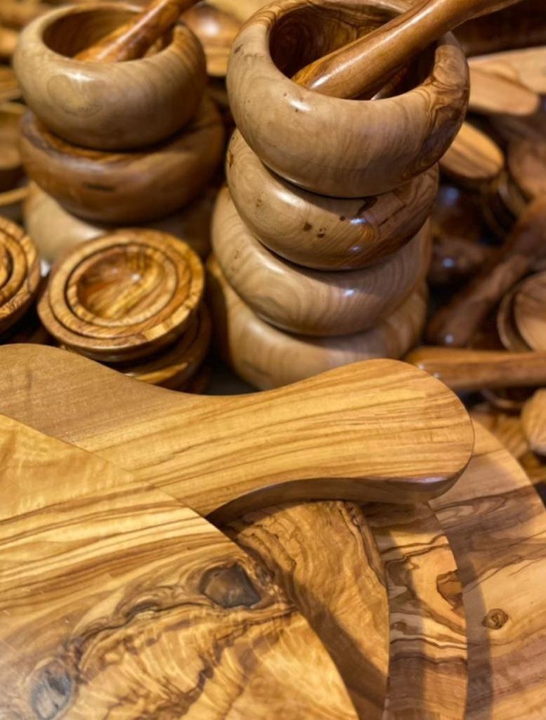 Продажа изделий из натурального оливкового дерева