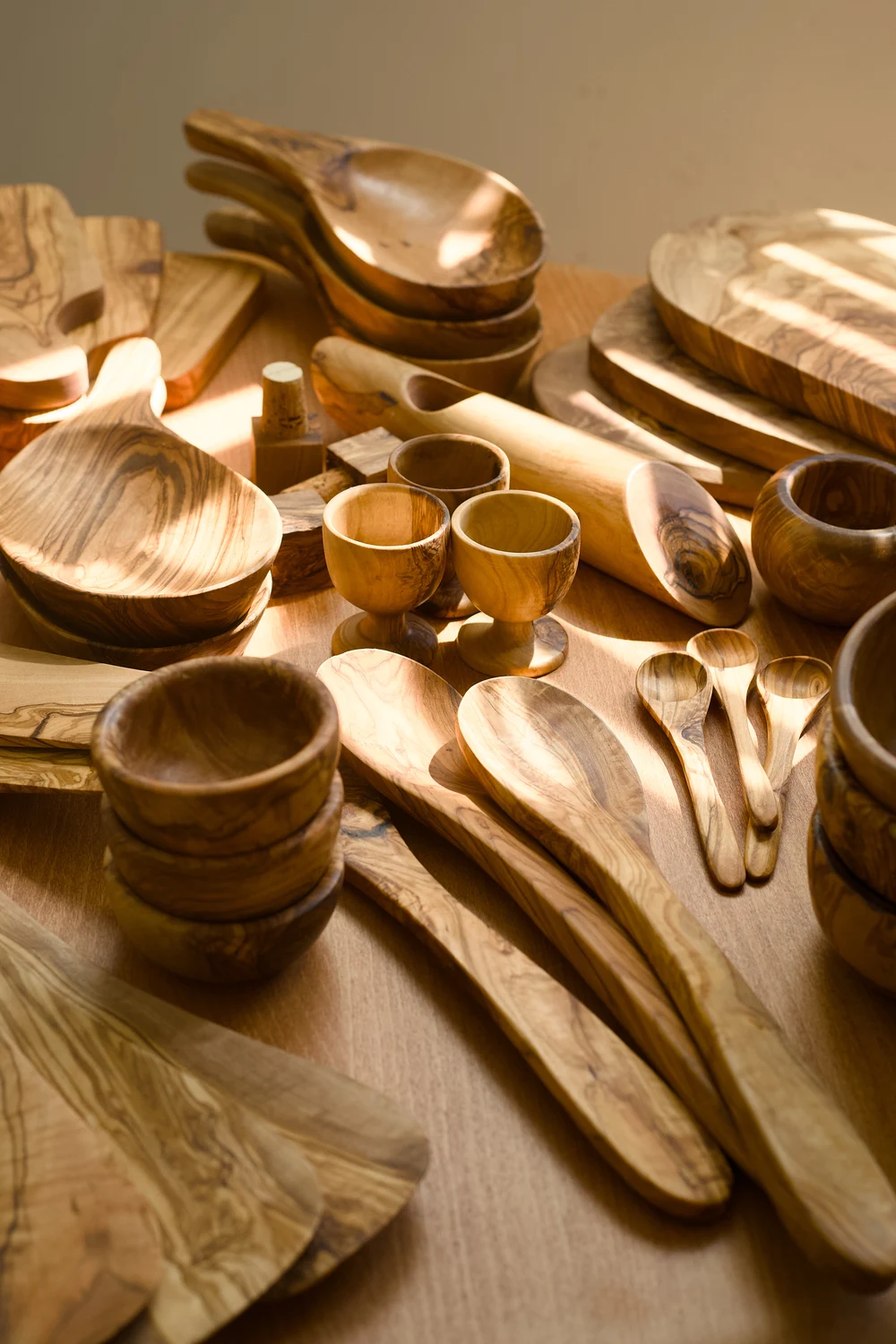 Продажа изделий из натурального оливкового дерева из Туниса