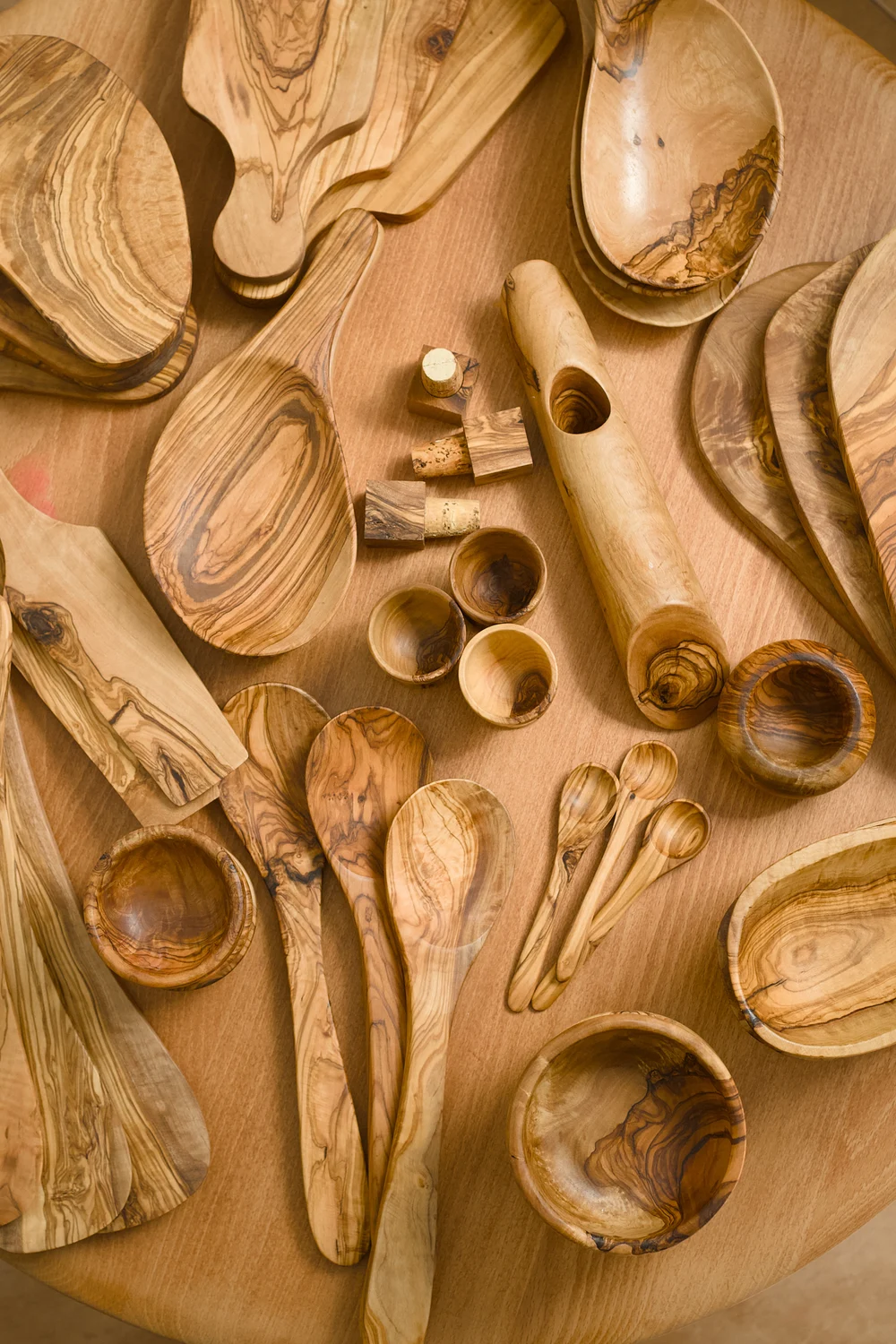 Продажа изделий из натурального оливкового дерева из Туниса